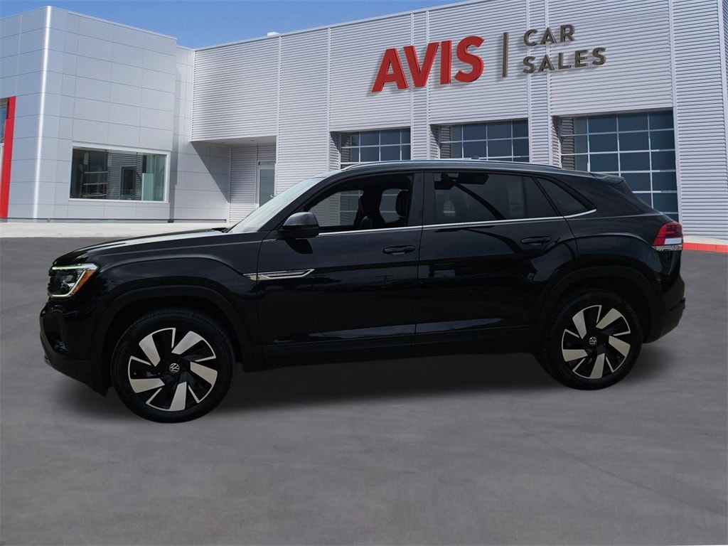 Certified 2025 Volkswagen Atlas Cross Sport 2.0T SE w/Technology SUV