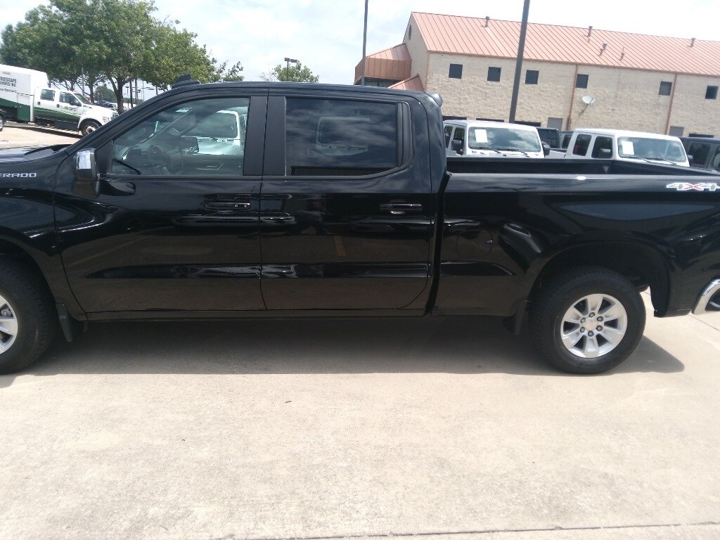 Thumbnail: 2024 Chevrolet Silverado 1500 - 3