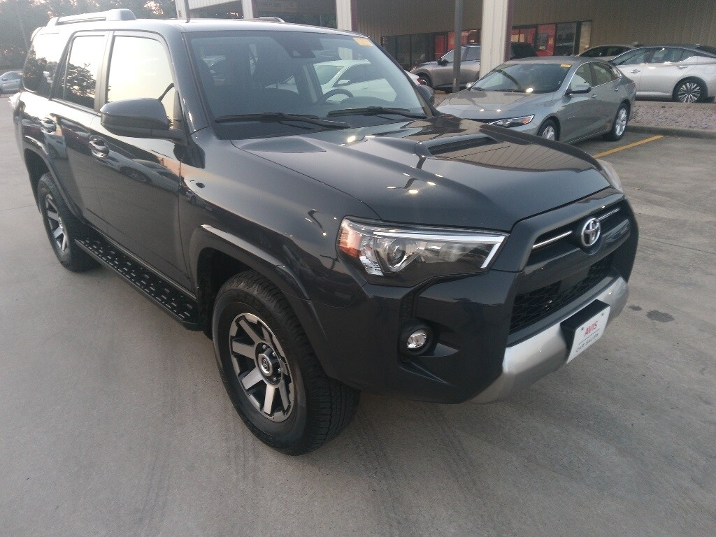 2024 Toyota 4Runner TRD photo 3