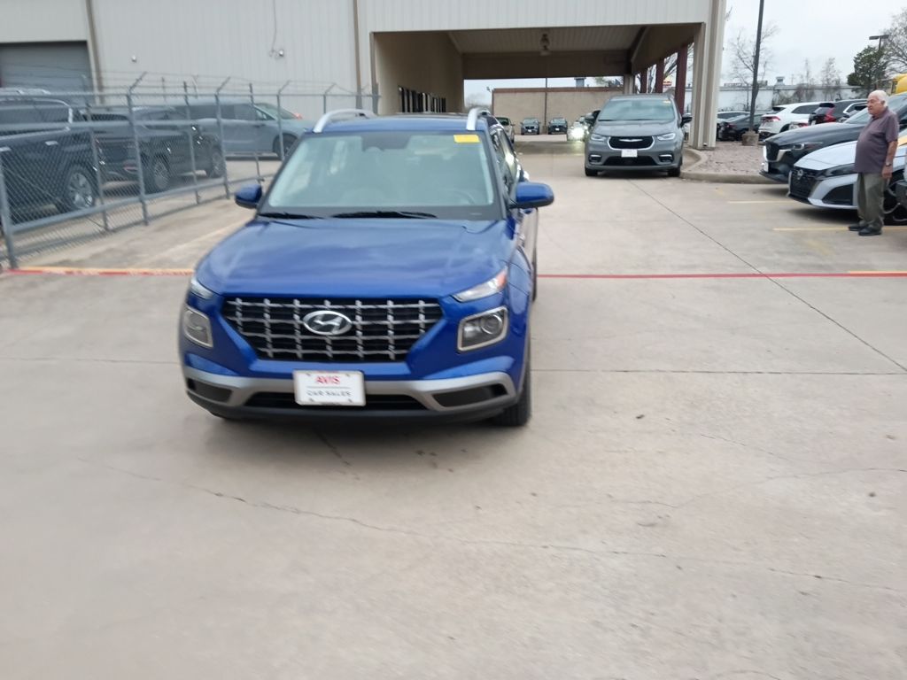 Thumbnail: 2025 Hyundai Venue - 5