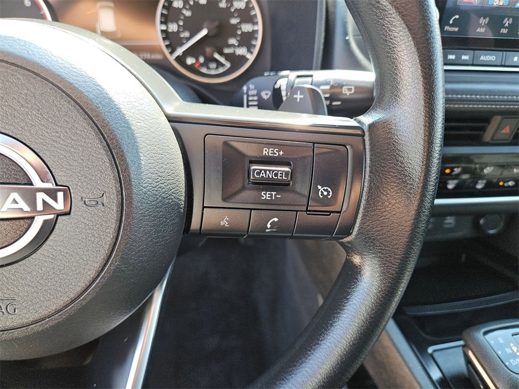 Thumbnail: 2023 Nissan Rogue - 21