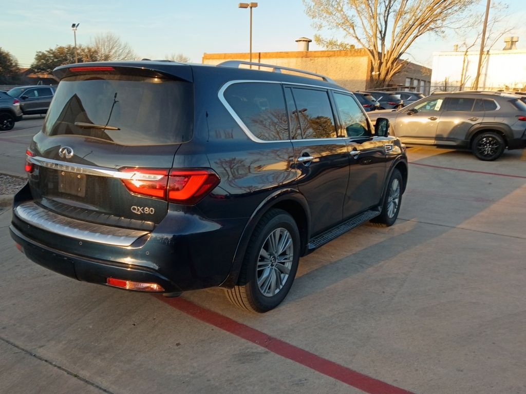 Thumbnail: 2024 INFINITI QX80 - 10