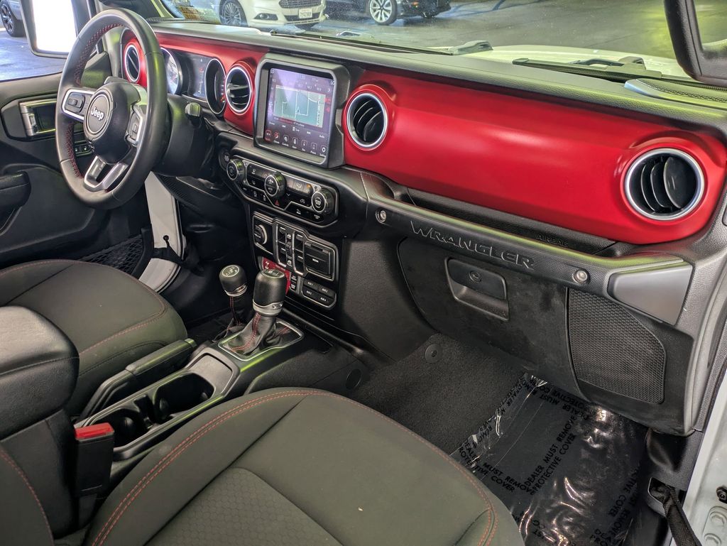 Thumbnail: 2023 Jeep Wrangler - 29