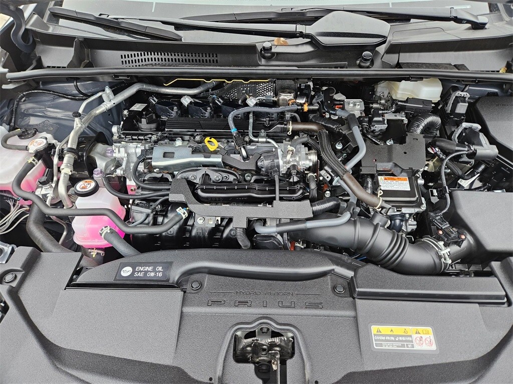 Thumbnail: 2025 Toyota Prius - 23