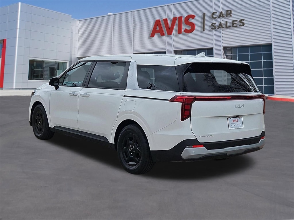 Thumbnail: 2025 Kia Carnival - 9