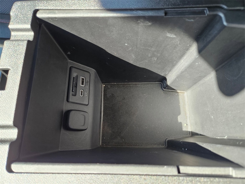 Thumbnail: 2025 Chevrolet Blazer - 28