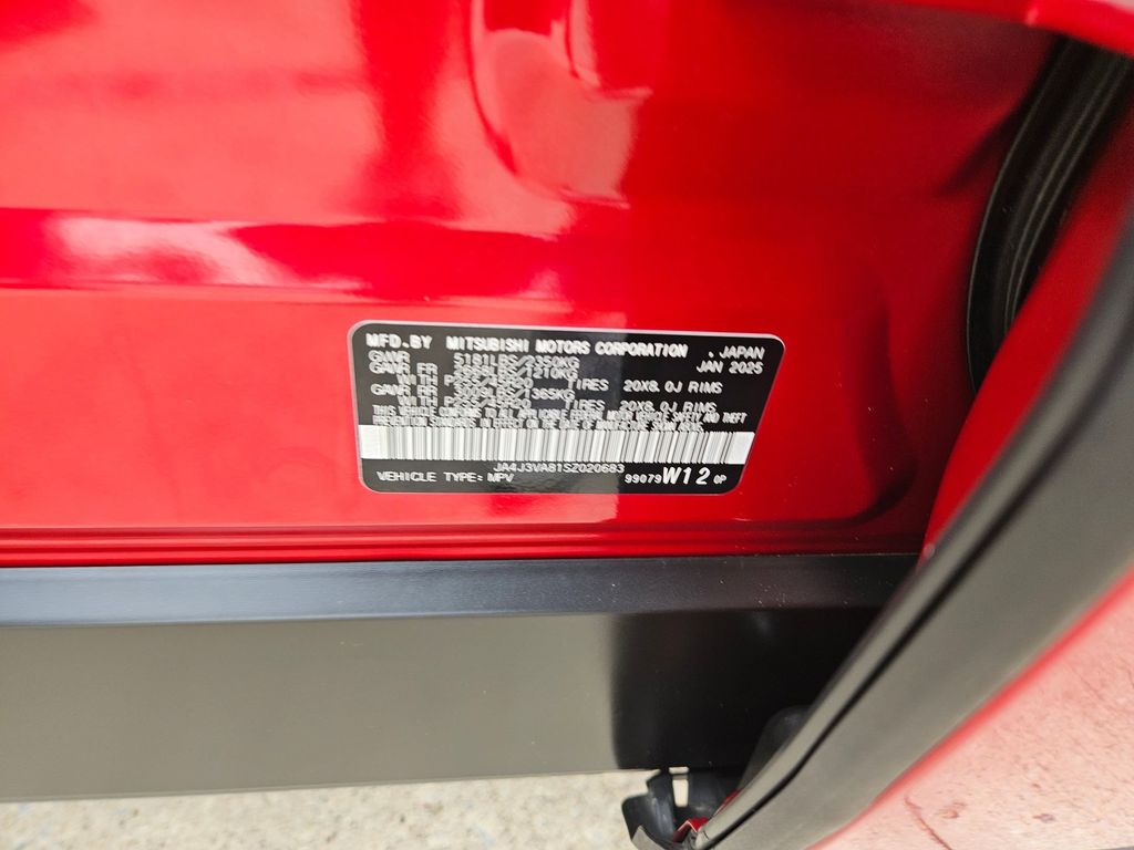 Thumbnail: 2025 Mitsubishi Outlander - 30