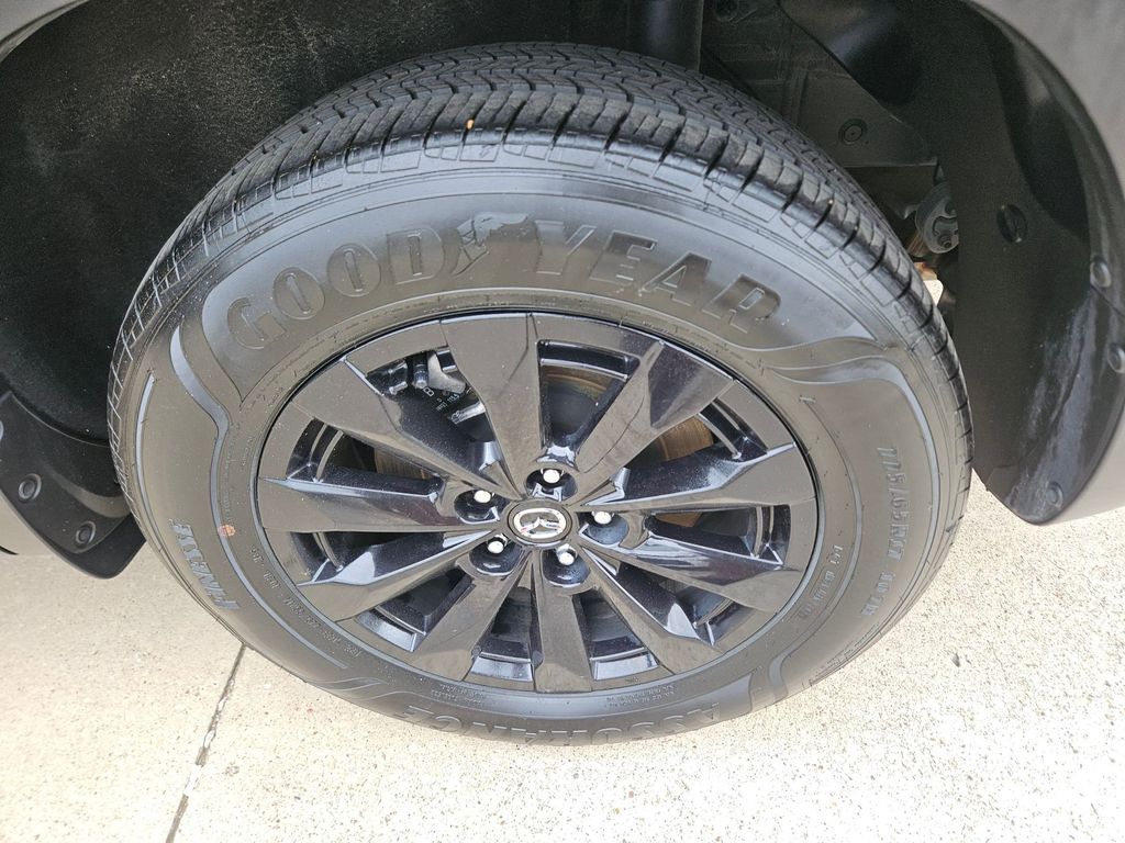 Thumbnail: 2025 Mazda CX-50 - 24