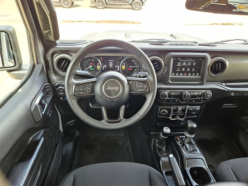 Thumbnail: 2023 Jeep Wrangler - 21