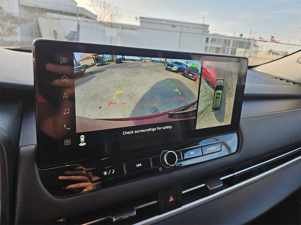 Thumbnail: 2025 Mitsubishi Outlander - 22