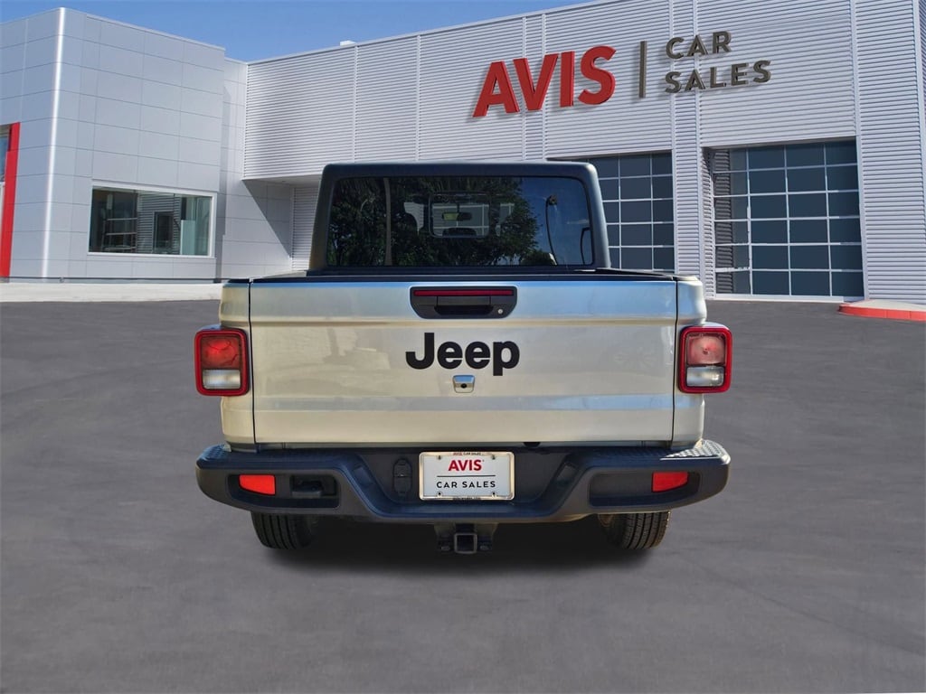 Thumbnail: 2023 Jeep Gladiator - 7