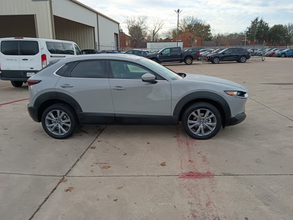 Thumbnail: 2025 Mazda CX-30 - 9