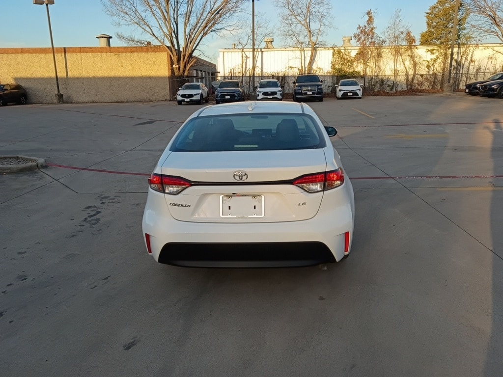 Thumbnail: 2024 Toyota Corolla - 10