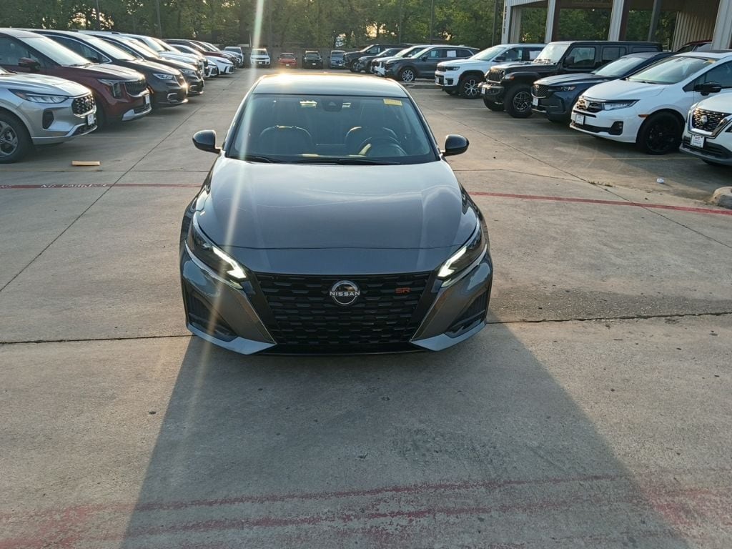 Thumbnail: 2025 Nissan Altima - 5