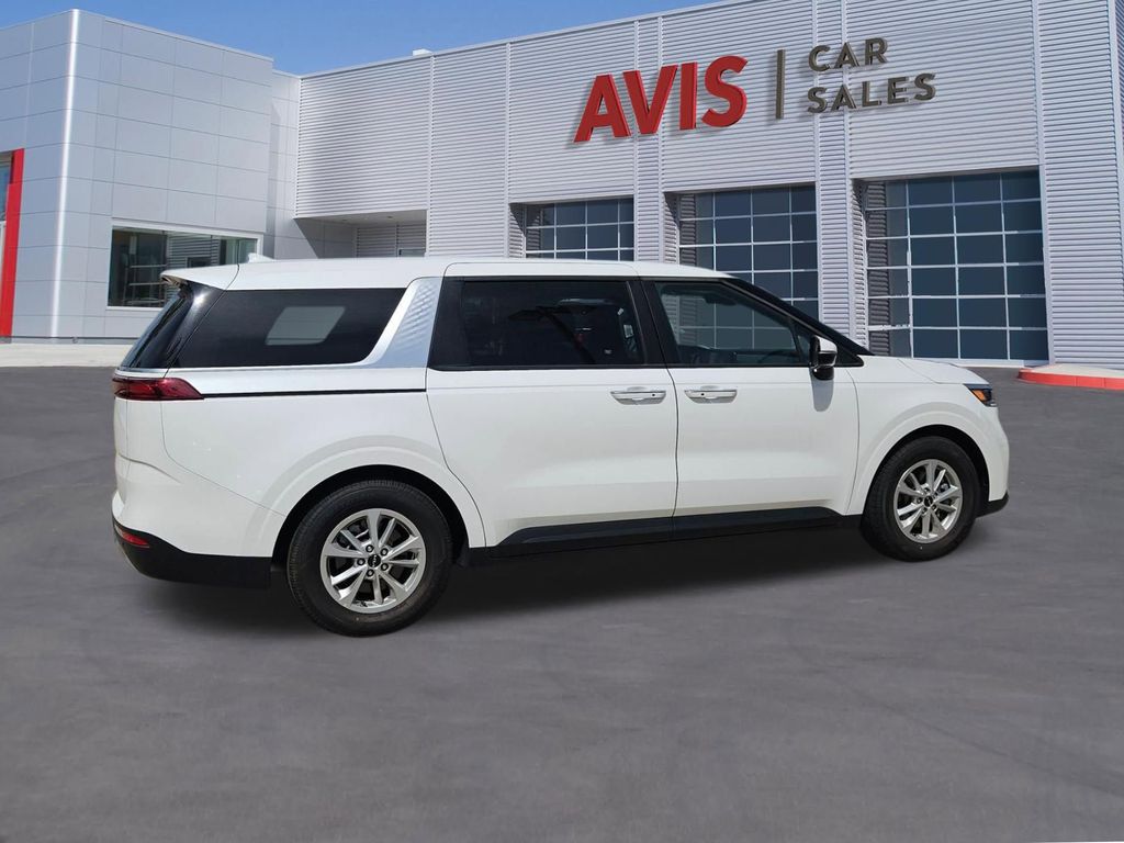 Thumbnail: 2024 Kia Carnival - 7