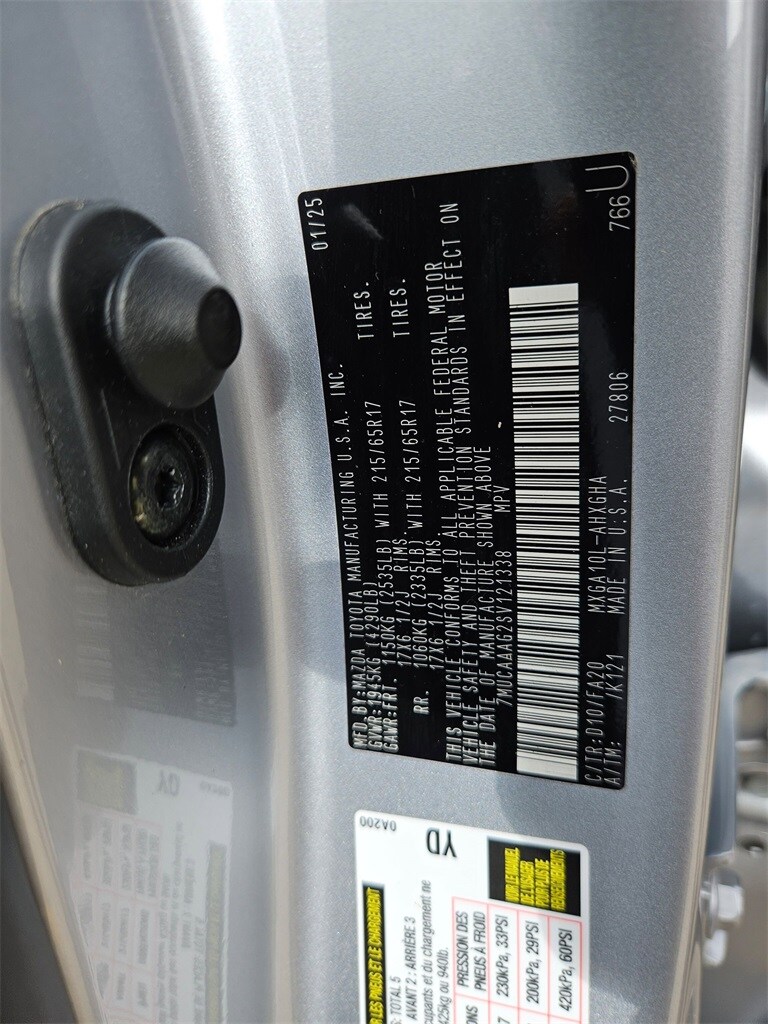 Thumbnail: 2025 Toyota Corolla Cross - 29