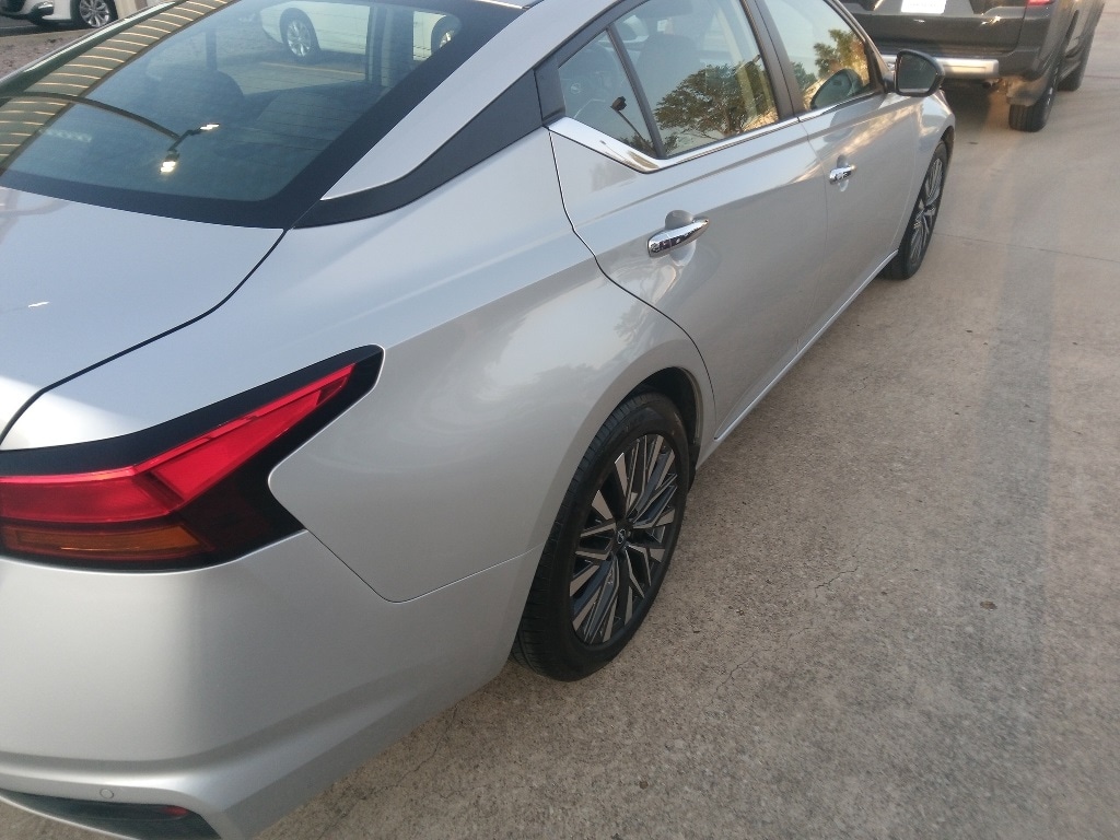 Thumbnail: 2024 Nissan Altima - 5
