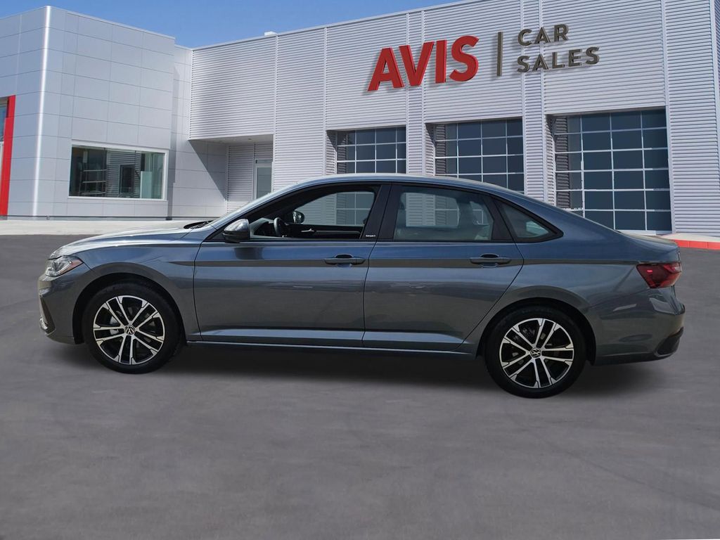 Thumbnail: 2025 Volkswagen Jetta - 2