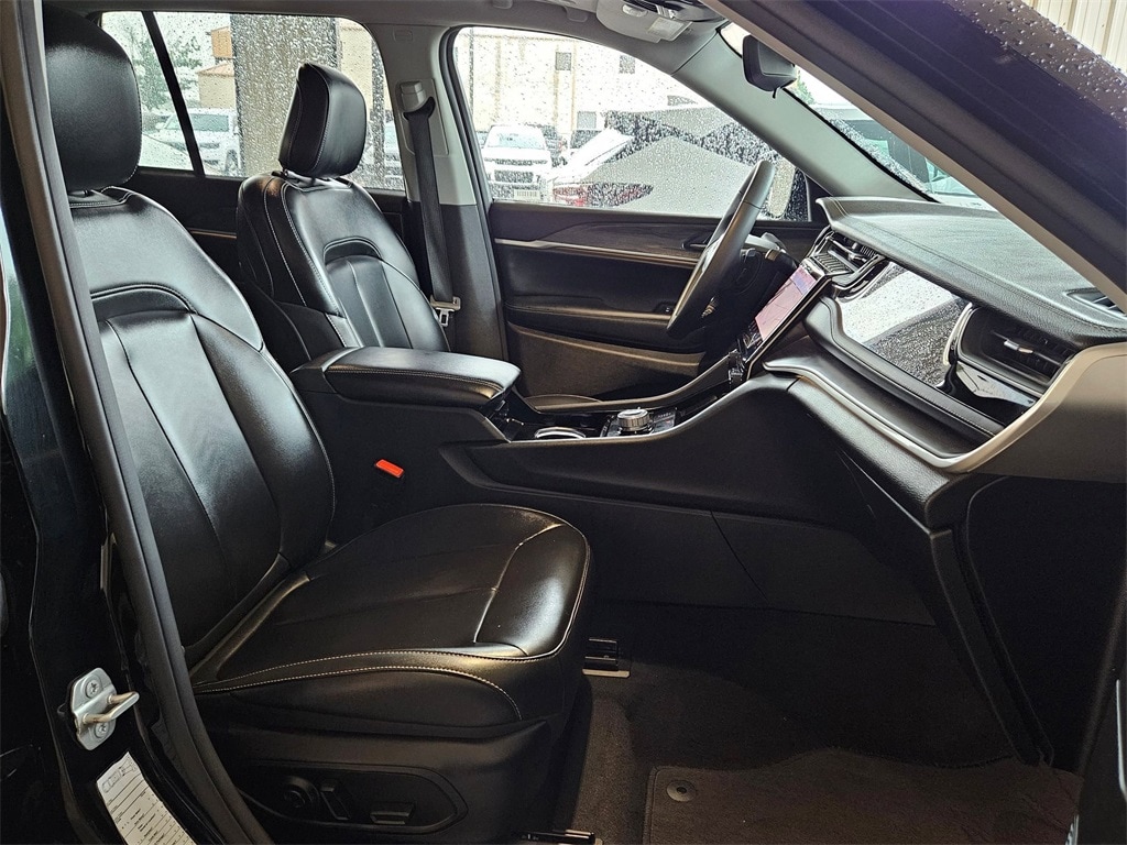 2023 Jeep Grand Cherokee 4xe 31
