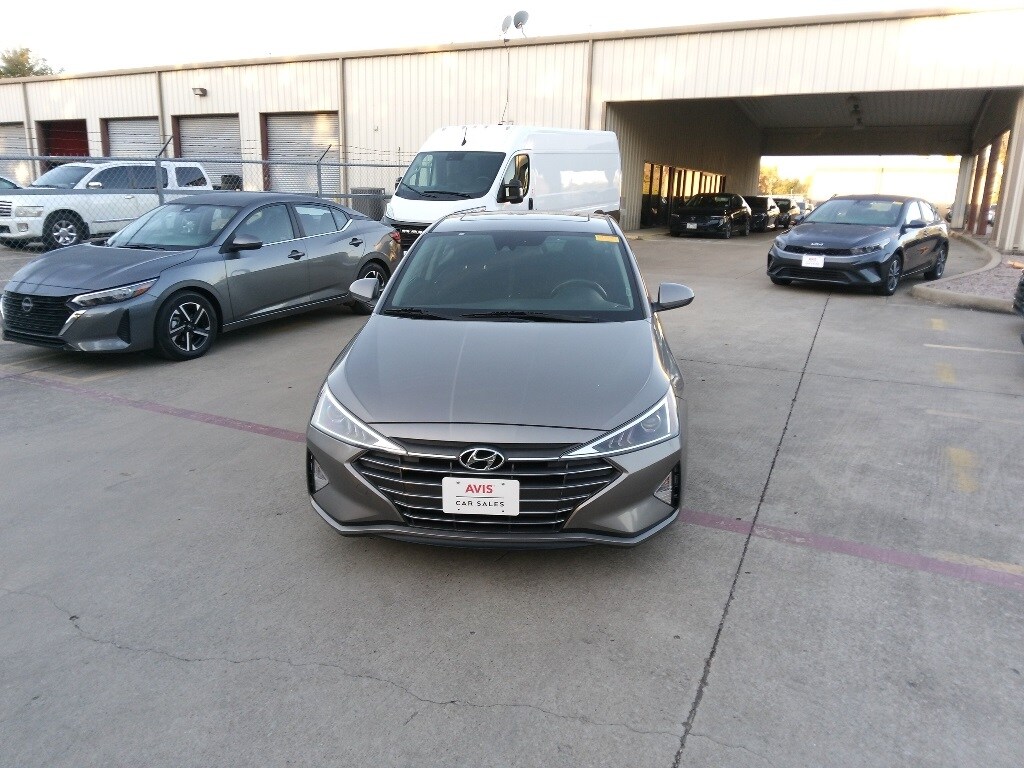 Used 2020 Hyundai Elantra For Sale at AVIS Car Sales VIN