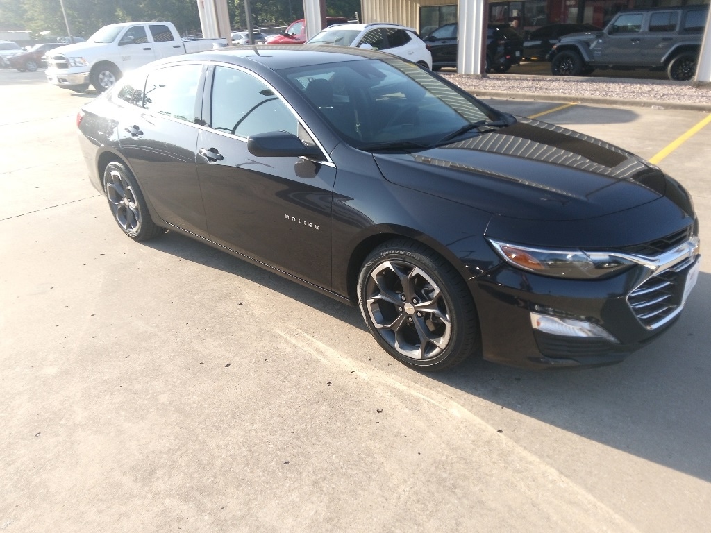 Thumbnail: 2023 Chevrolet Malibu - 8