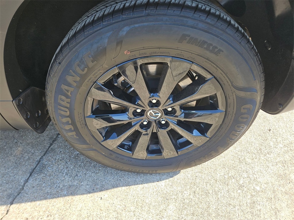 Thumbnail: 2025 Mazda CX-50 - 28