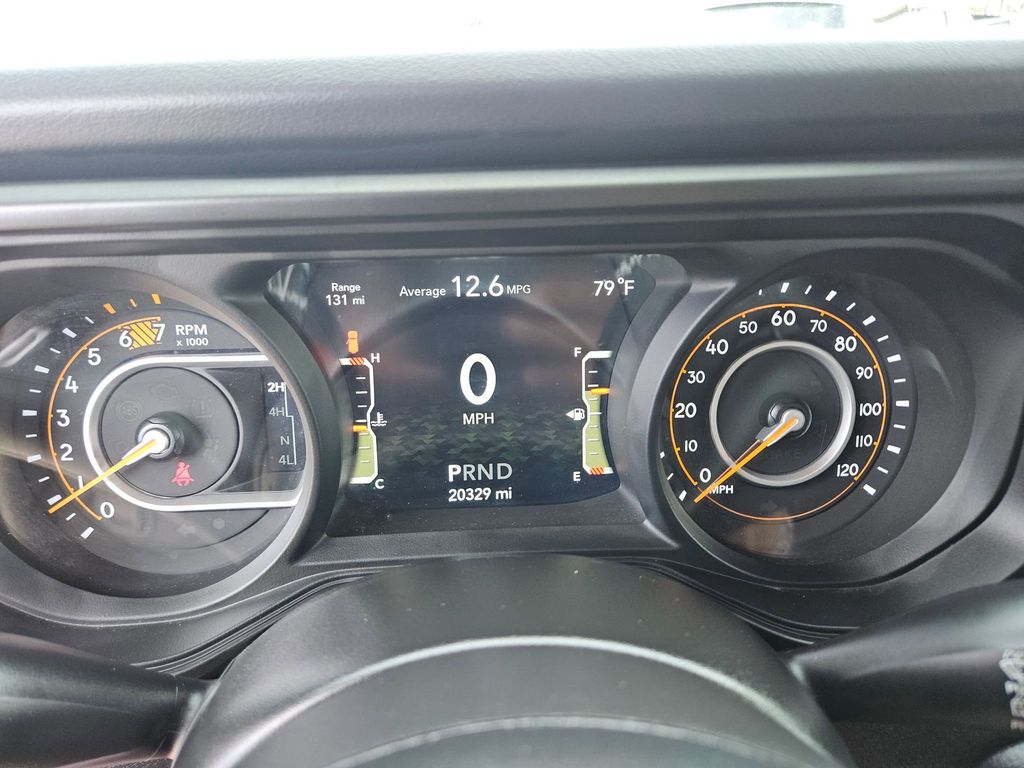 Thumbnail: 2025 Jeep Wrangler - 19