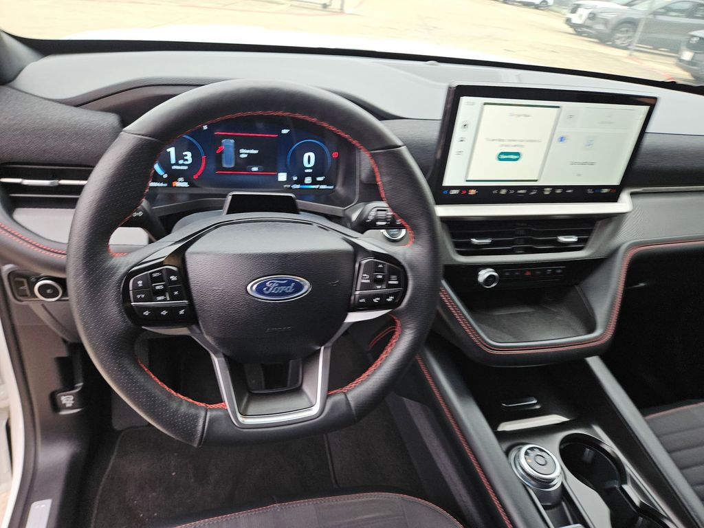 Thumbnail: 2025 Ford Explorer - 17