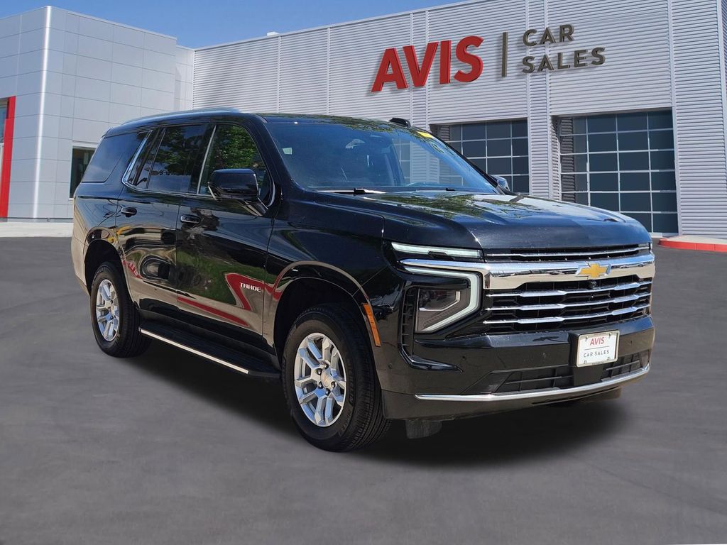 Thumbnail: 2025 Chevrolet Tahoe - 9