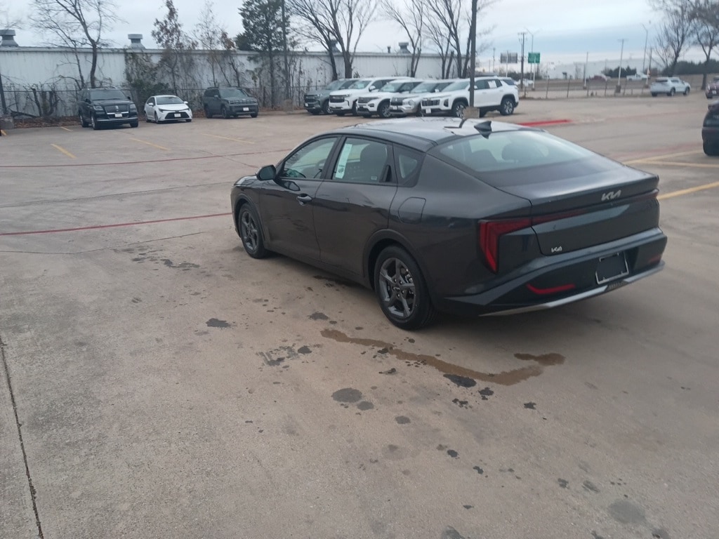 Thumbnail: 2025 Kia K4 - 12