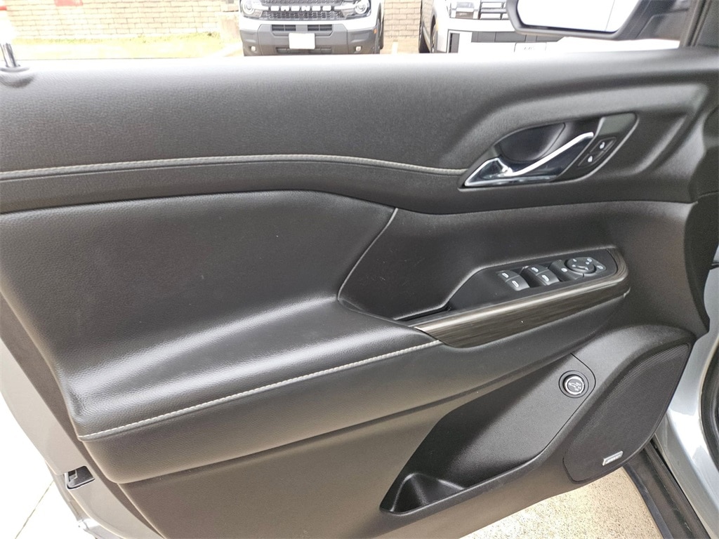 Thumbnail: 2023 GMC Acadia - 13