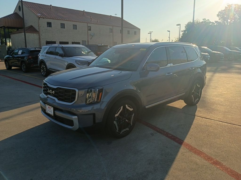 2025 Kia Telluride S FWD's photo