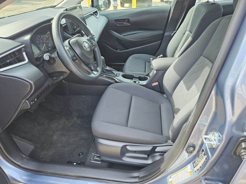 Thumbnail: 2025 Toyota Corolla - 11