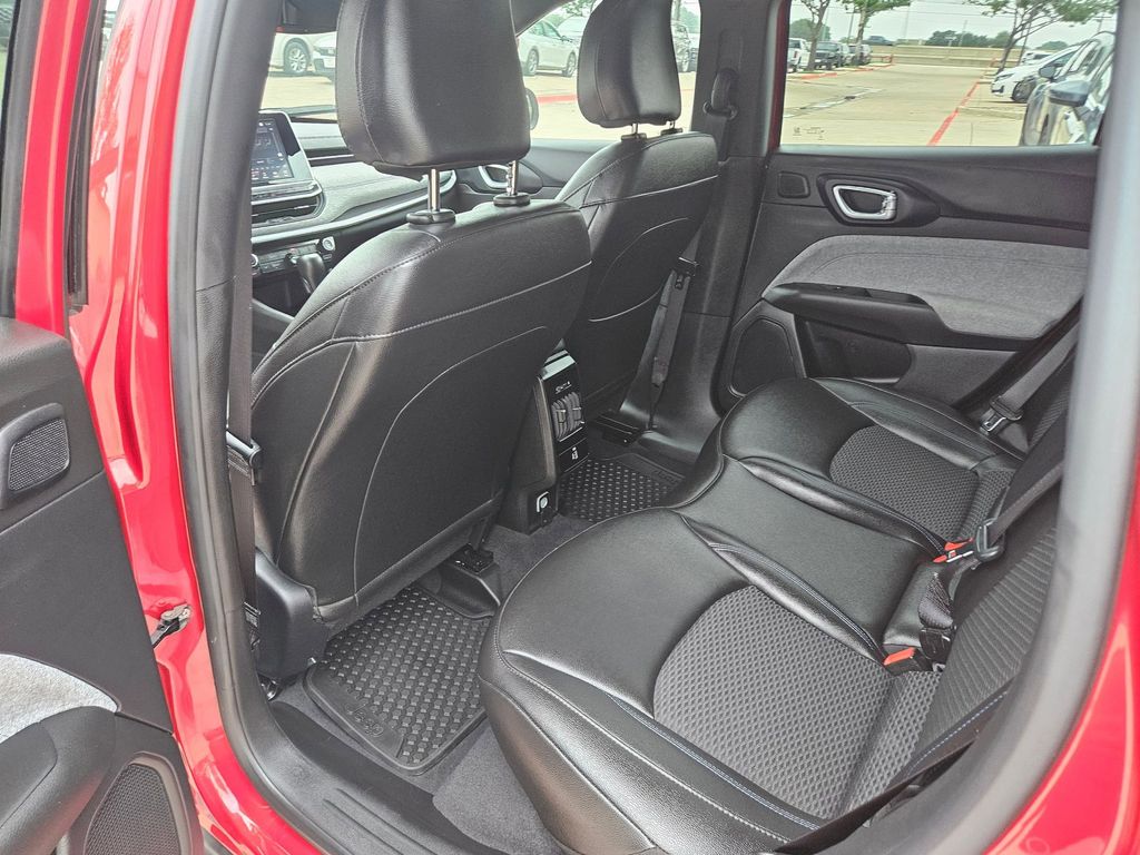 Thumbnail: 2025 Jeep Compass - 28
