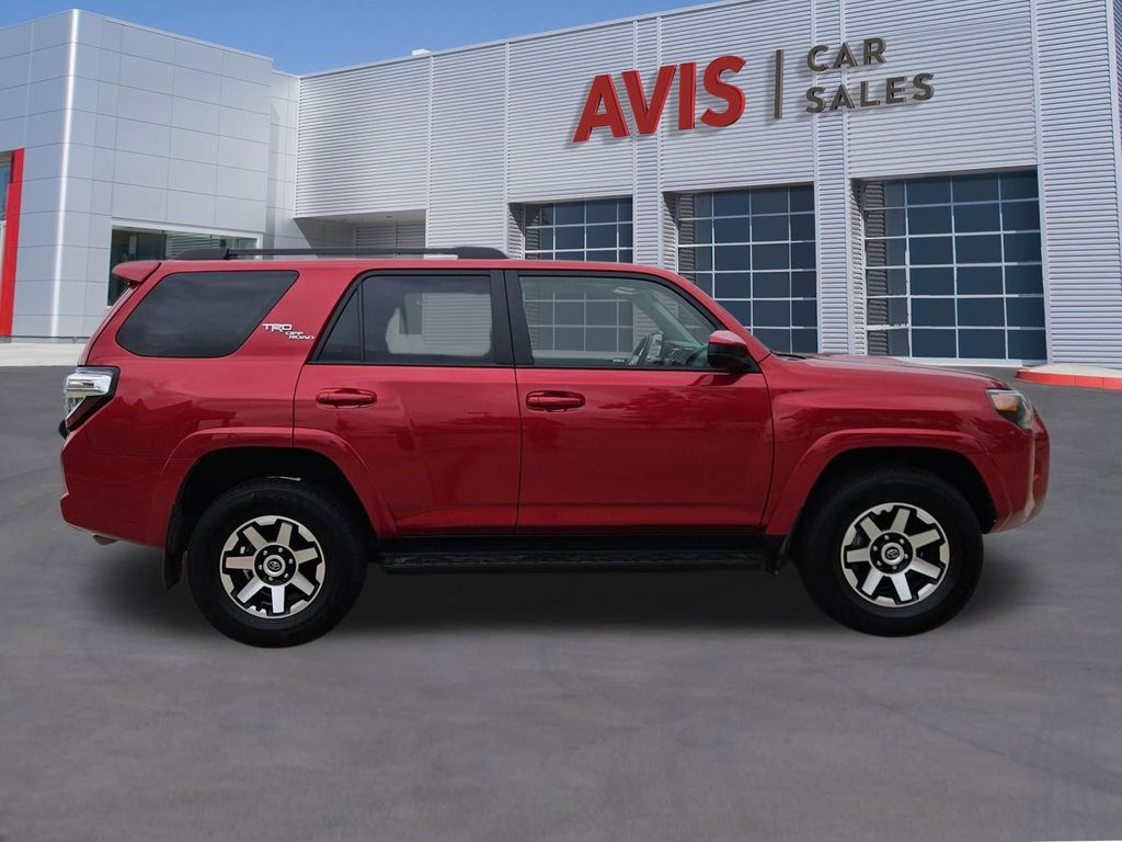 Thumbnail: 2024 Toyota 4Runner - 7