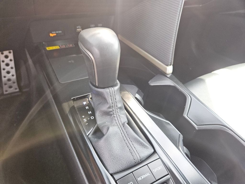 Thumbnail: 2025 Toyota Camry - 28