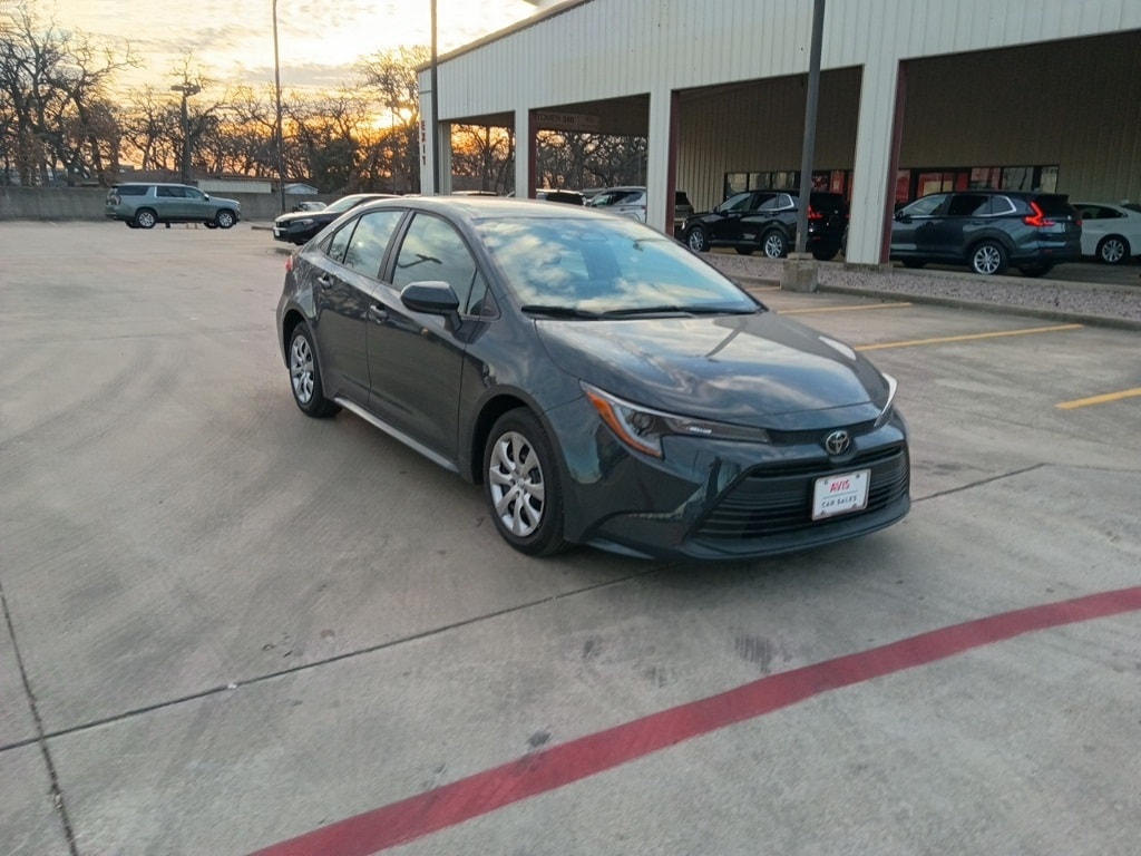 Thumbnail: 2025 Toyota Corolla - 3