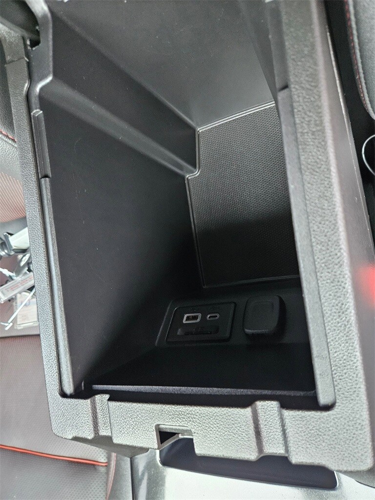 Thumbnail: 2025 Chevrolet Blazer - 27