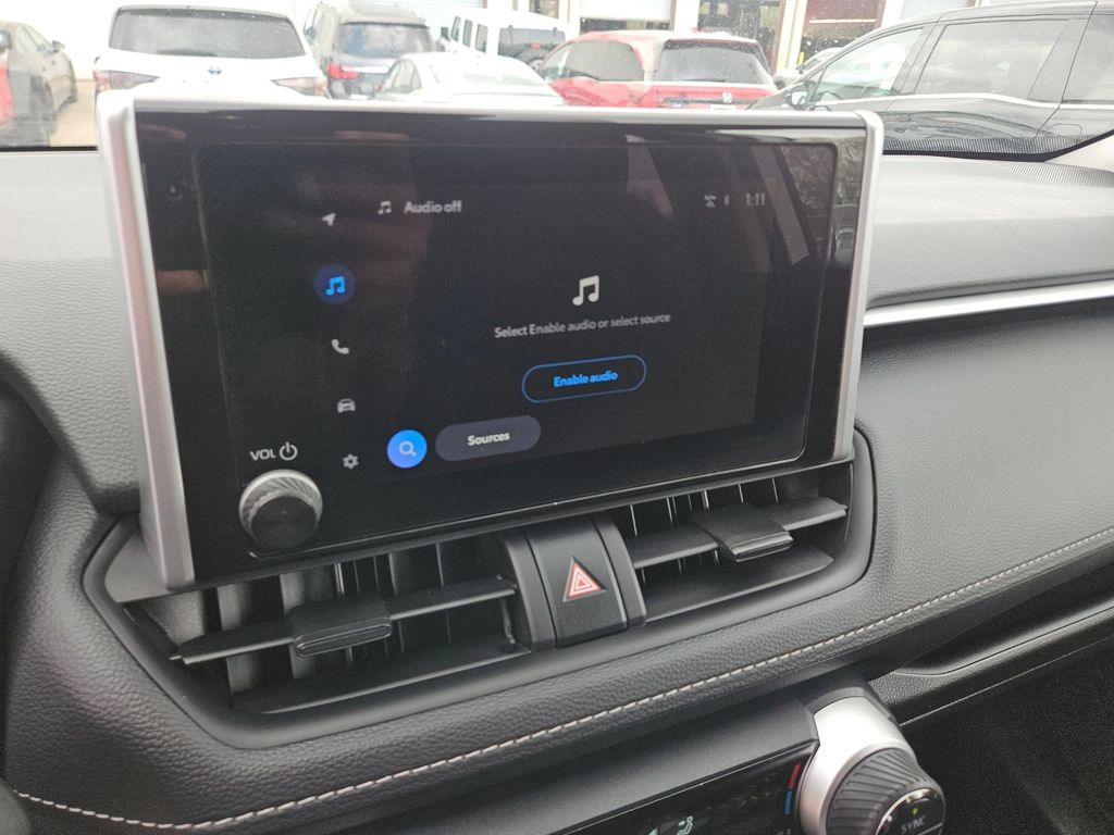 Thumbnail: 2025 Toyota RAV4 - 21