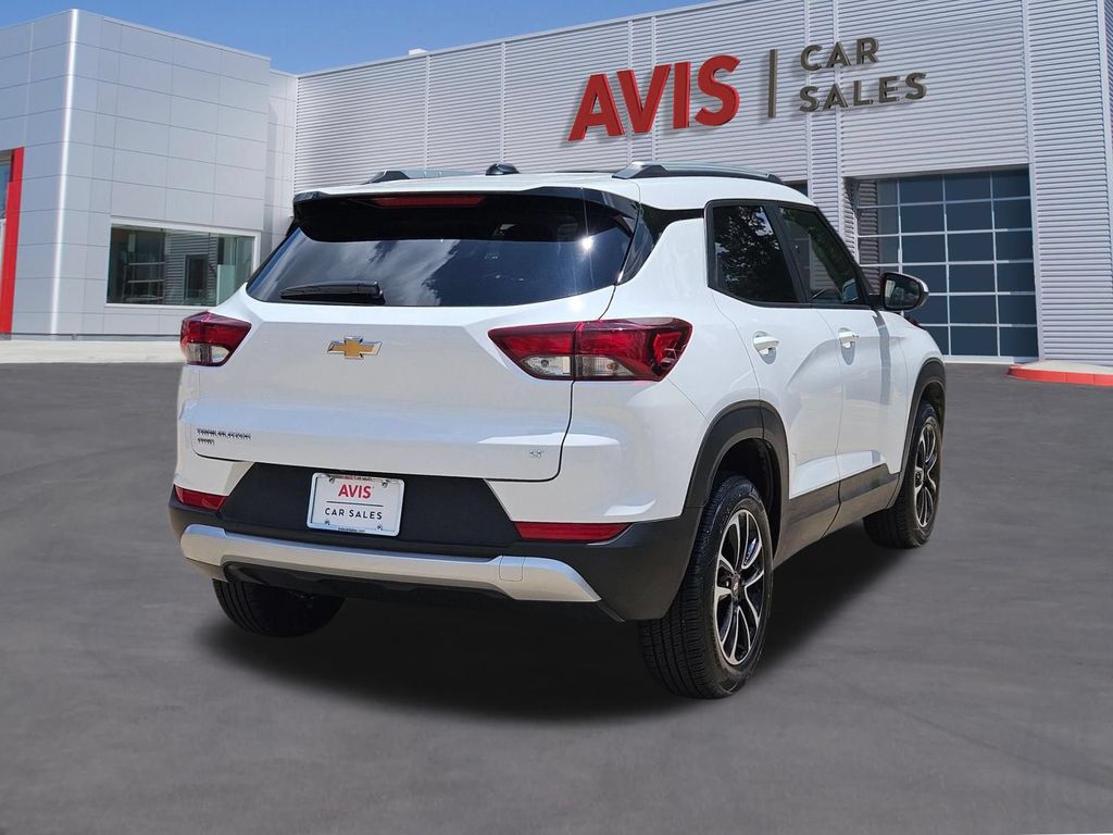 Thumbnail: 2025 Chevrolet TrailBlazer - 6