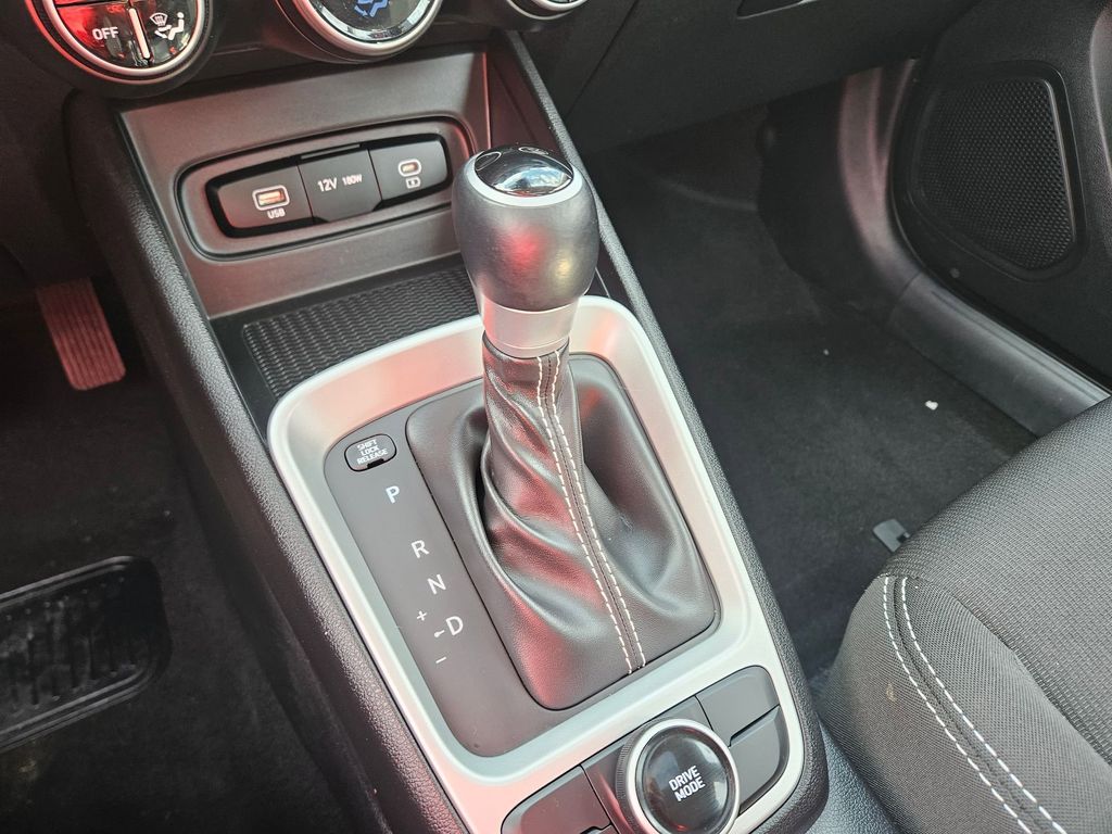 Thumbnail: 2025 Hyundai Venue - 28