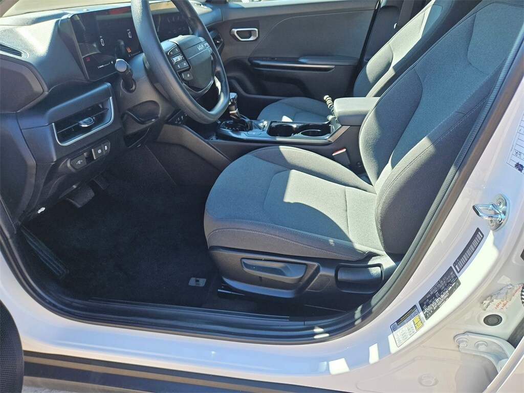 Thumbnail: 2025 Kia K4 - 11