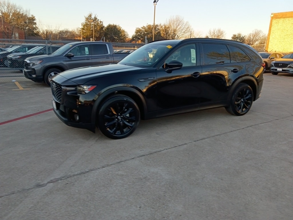 Thumbnail: 2025 Mazda CX-90 - 1