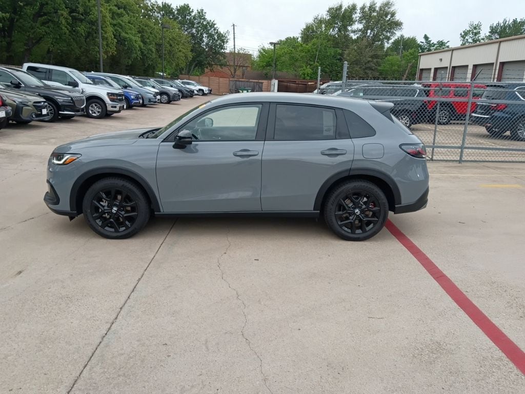 Thumbnail: 2025 Honda HR-V - 4