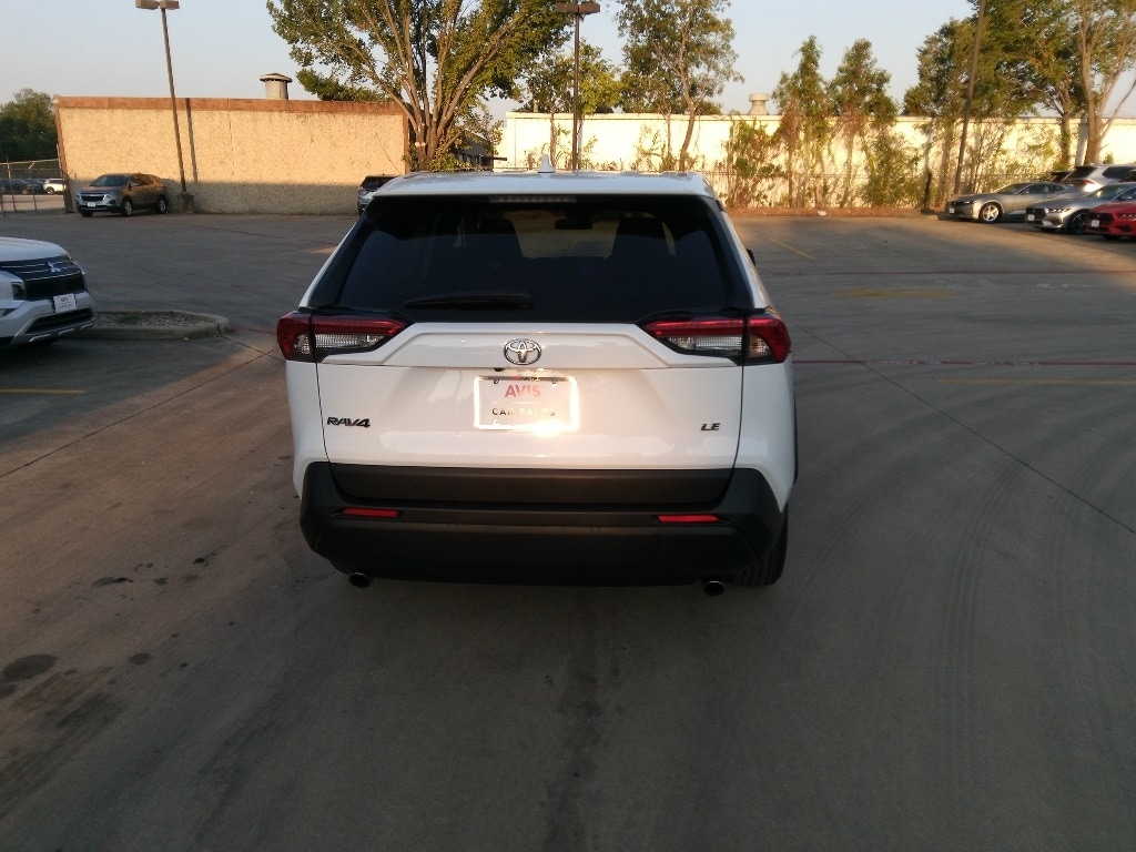 Thumbnail: 2025 Toyota RAV4 - 6