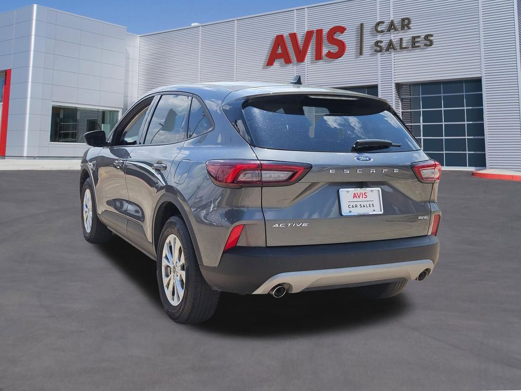 Thumbnail: 2025 Ford Escape - 3