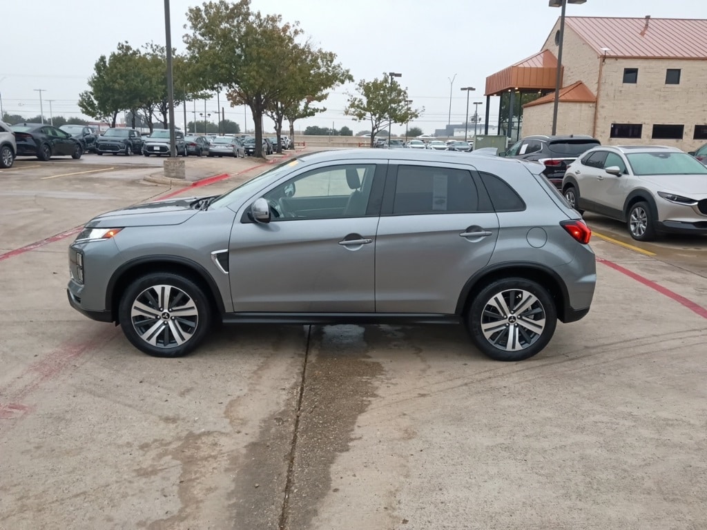 Thumbnail: 2025 Mitsubishi Outlander Sport - 8