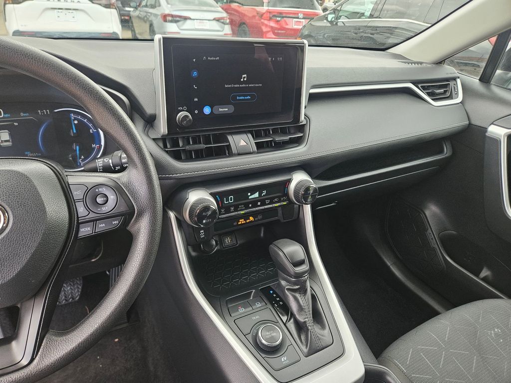 Thumbnail: 2025 Toyota RAV4 - 20