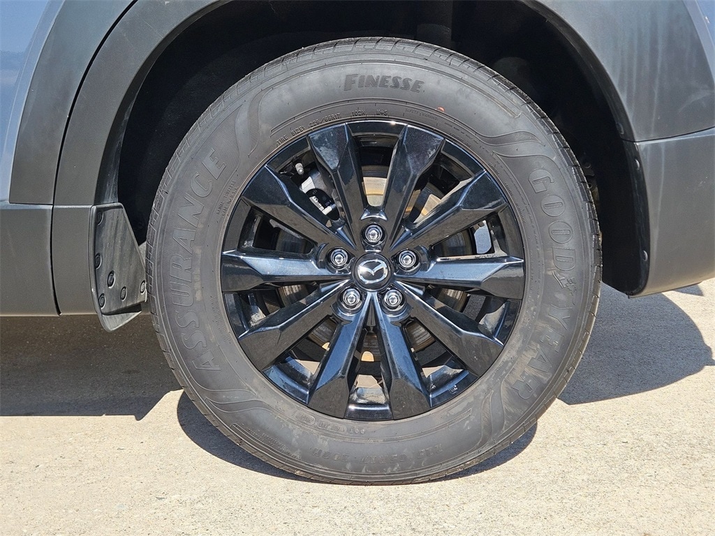 Thumbnail: 2025 Mazda CX-50 - 25