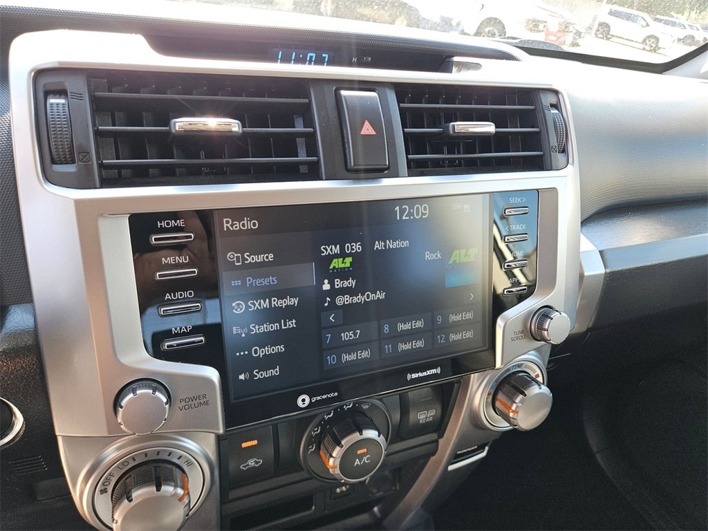 Thumbnail: 2024 Toyota 4Runner - 19